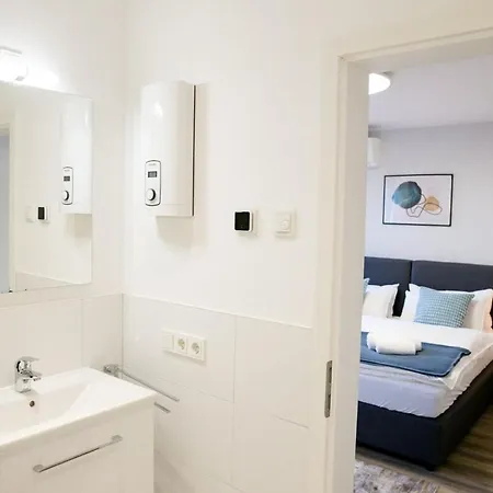 Bonquartier - Luxapt#1 Self Check-in Mit Kueche, Klimaanlage Und Parkplatz Apartment *