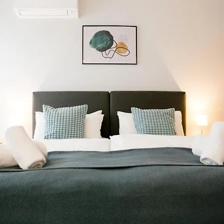 Bonquartier - Luxapt#1 Self Check-in Mit Kueche, Klimaanlage Und Parkplatz 公寓 圣奥古斯丁